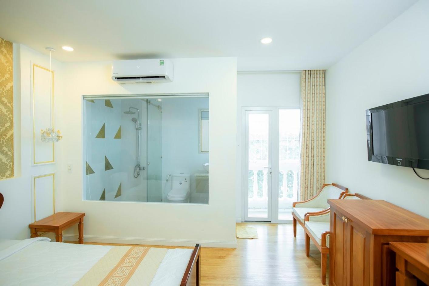 Khach San Quoc Te Hotel Ca Mau ภายนอก รูปภาพ