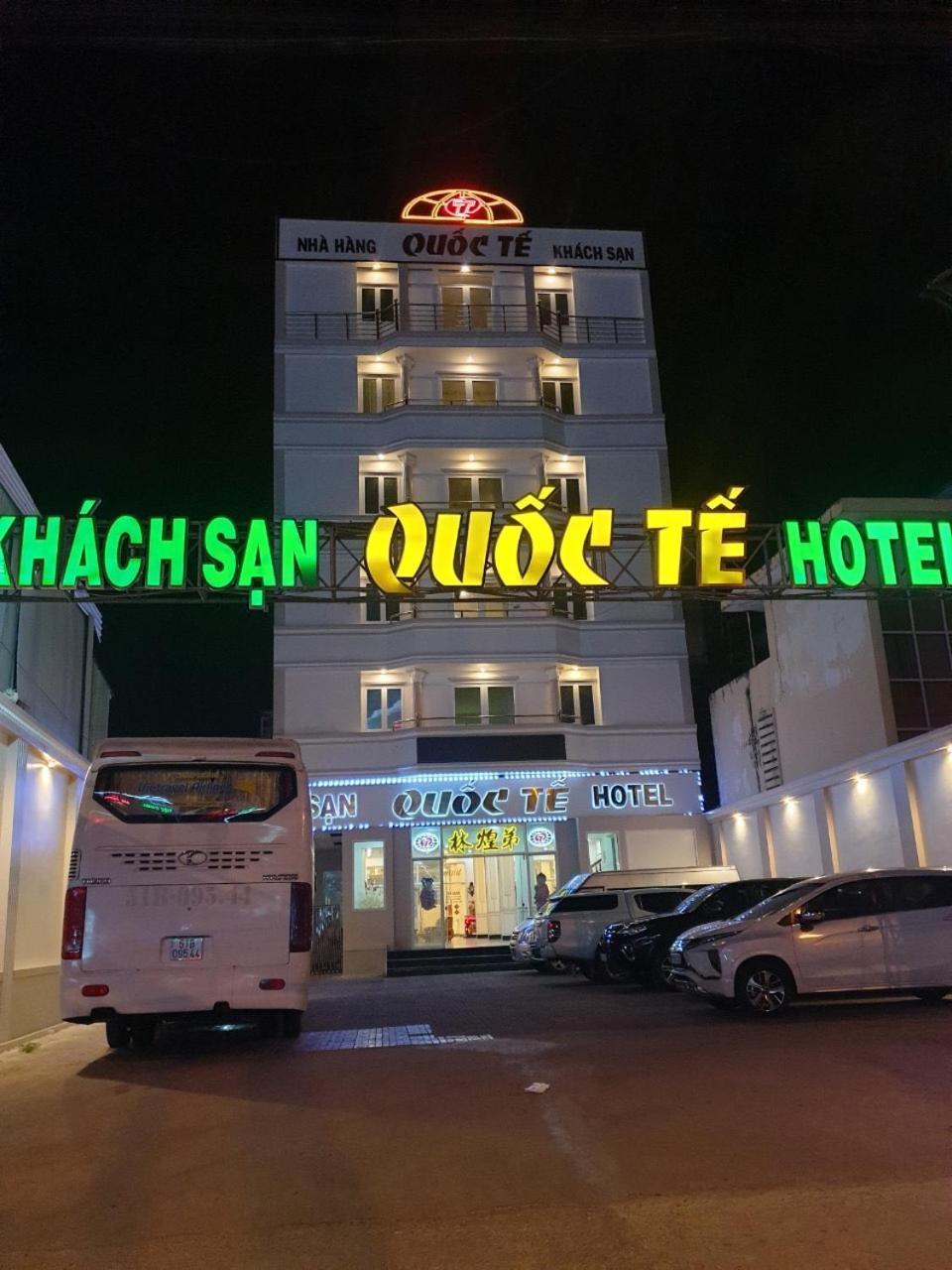 Khach San Quoc Te Hotel Ca Mau ภายนอก รูปภาพ