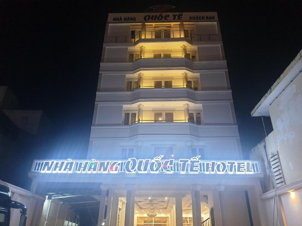 Khach San Quoc Te Hotel Ca Mau ภายนอก รูปภาพ